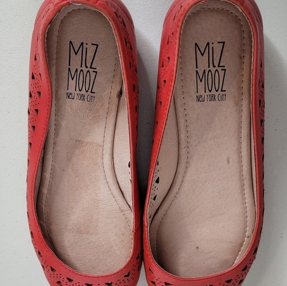 Miz Mooz NYC Red Bombay Cutout Pointed Toe Ballet Flats - Size 7 - 7.5 (7/37.5) - Picture 8 of 15